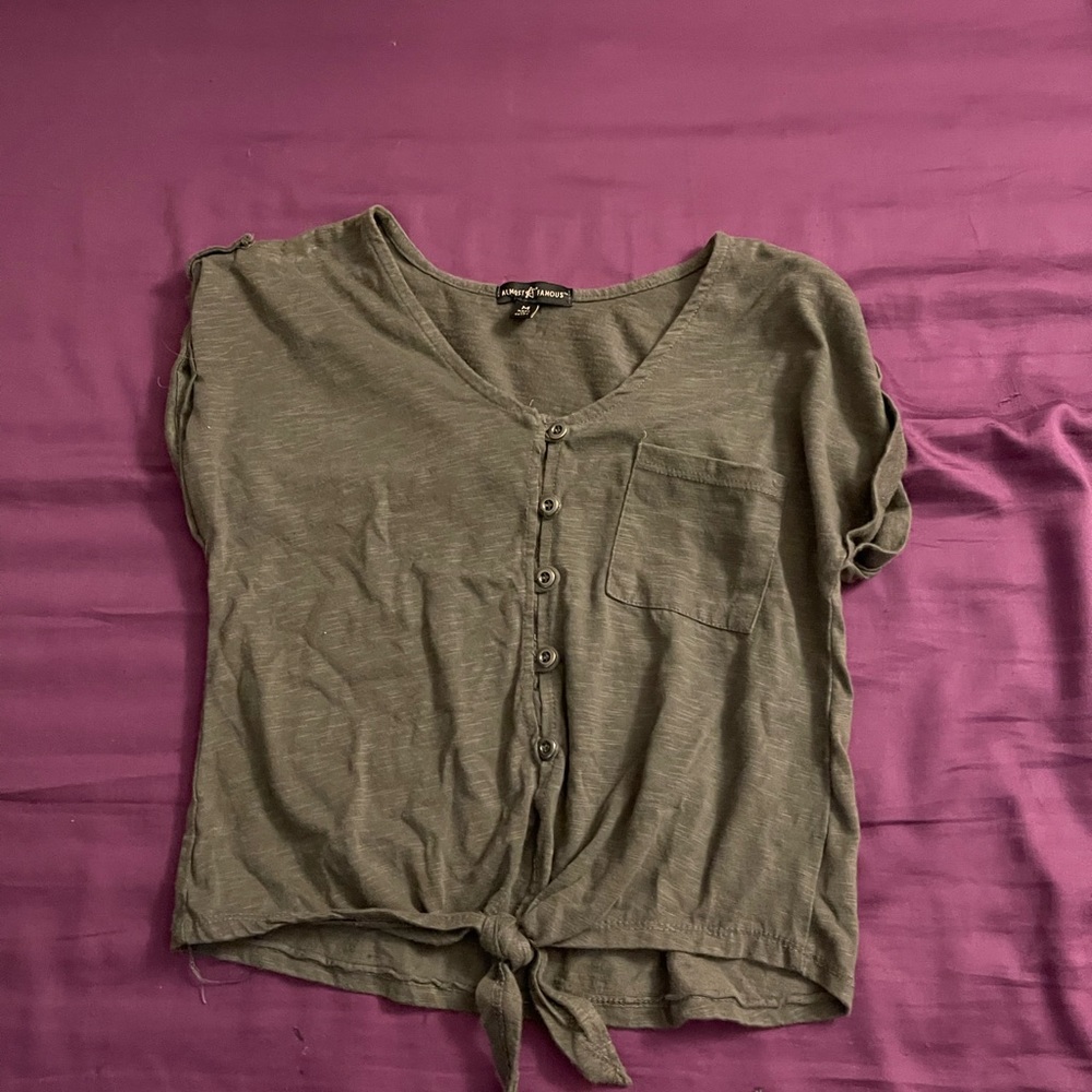 cropped tee